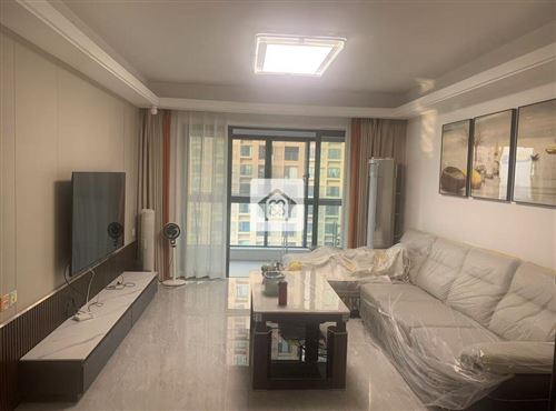 東站大型園林高端小區(qū)精裝三房86.8萬