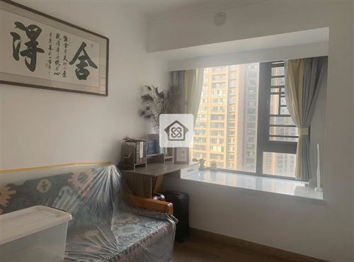 東站大型園林高端小區(qū)精裝三房86.8萬