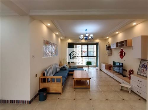 首付12萬買128平婚房精裝帶車位