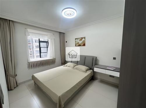 首付15萬單價5000多八字門精裝大三房