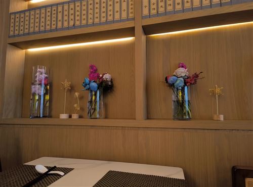 步行街專業(yè)頭療店轉(zhuǎn)讓