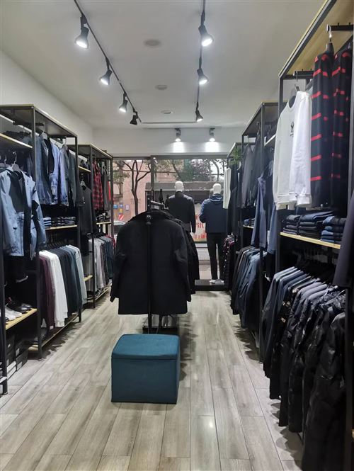 岳陽建湘路男裝店轉讓