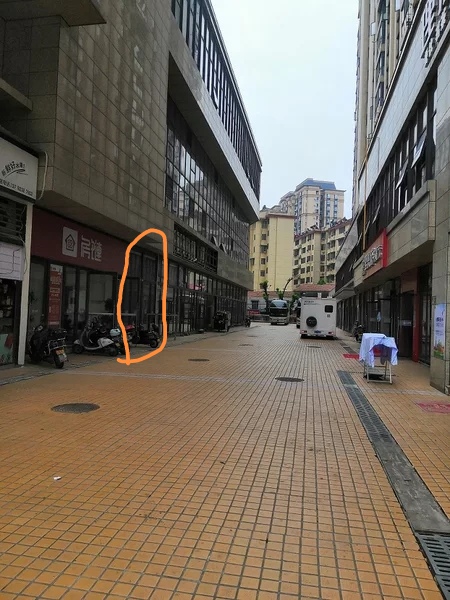 青年中路君尚理想城門面出租(可售)