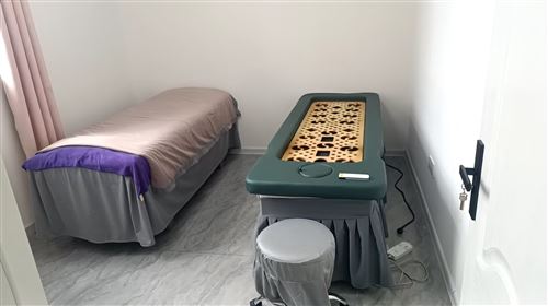 碧素婷美容中心和韓氏纖妮減肥館兩店一并轉(zhuǎn)讓