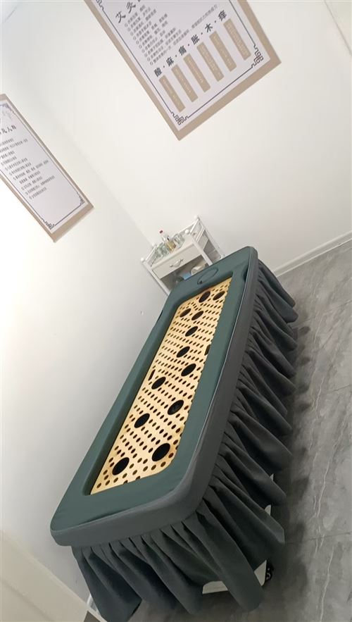 碧素婷美容中心和韓氏纖妮減肥館兩店一并轉(zhuǎn)讓