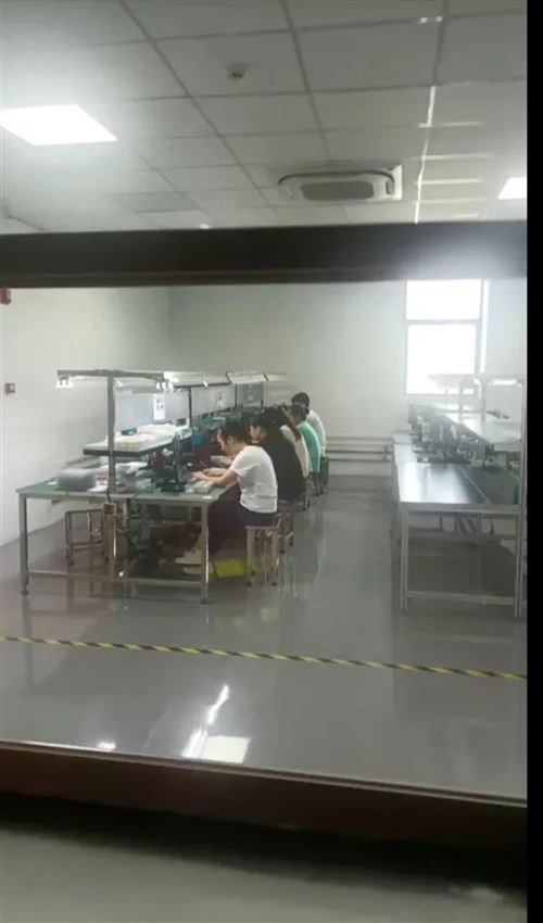 城陵磯臨港電子廠招工啦